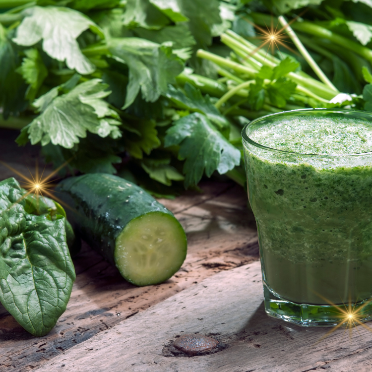 dark leafy greens smoothie for detox